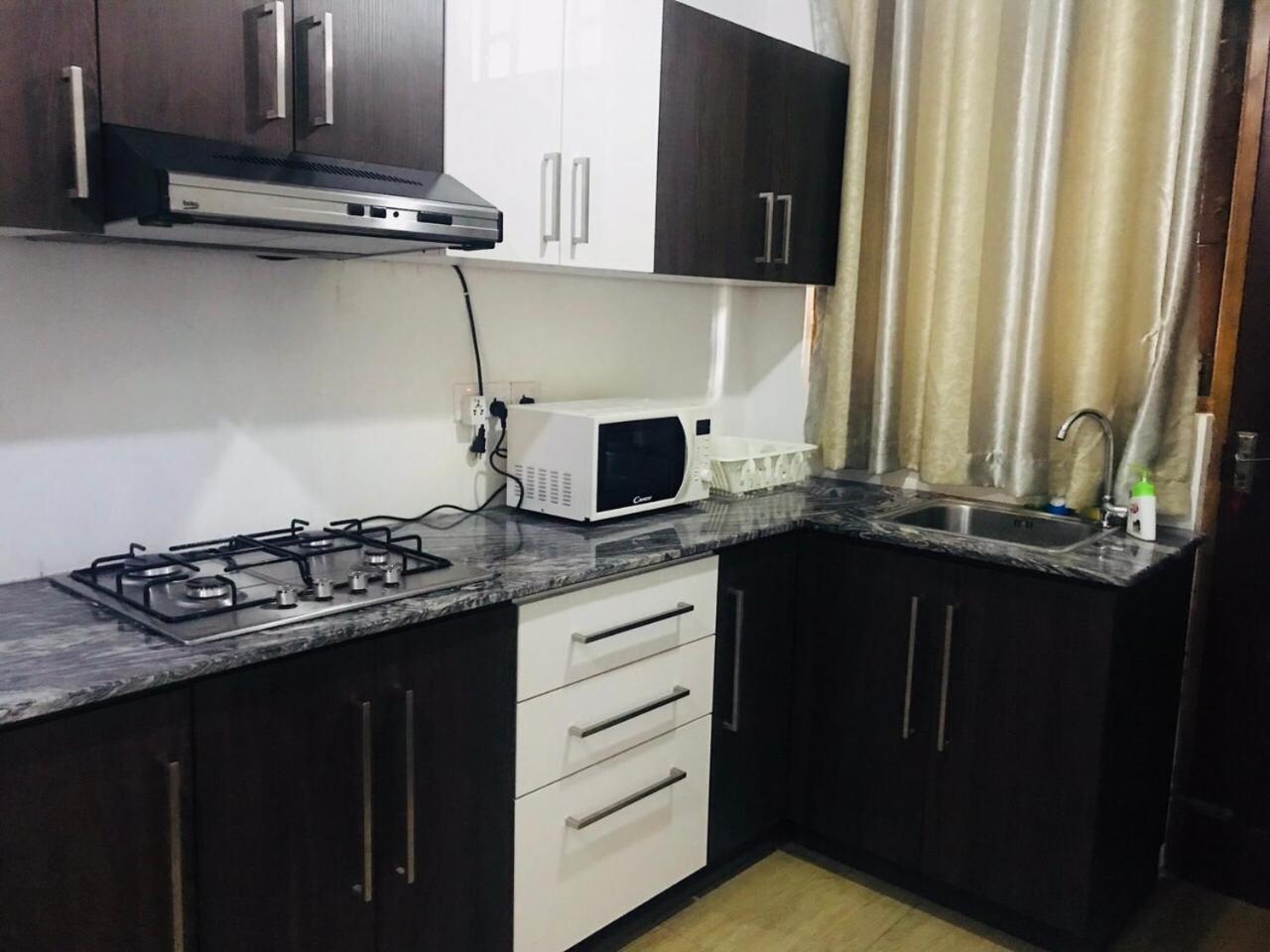 Fiorita Apartment *