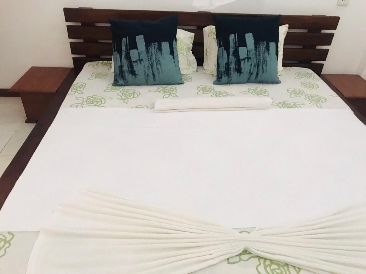 Fiorita Apartment *